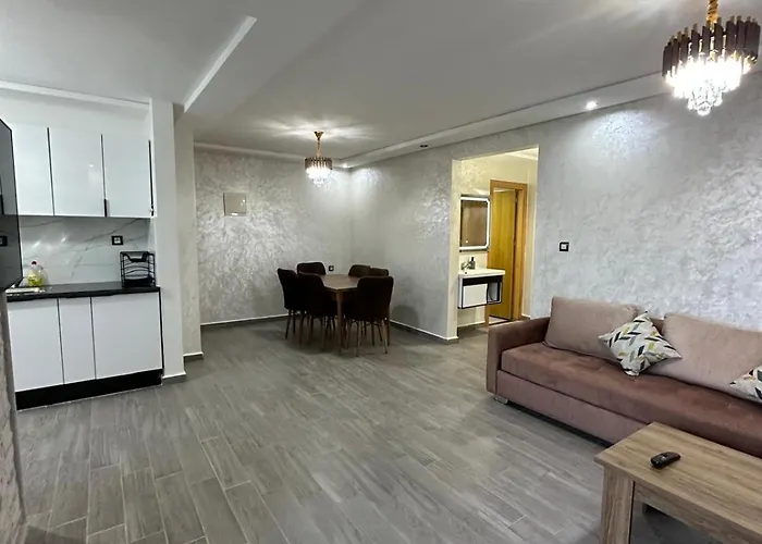 Appartement Moderne Vue Piscine