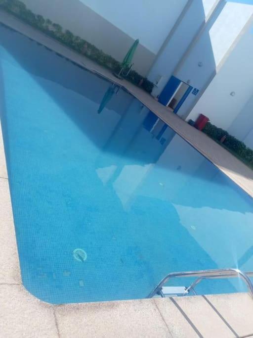Moderne Vue Piscine Appartement