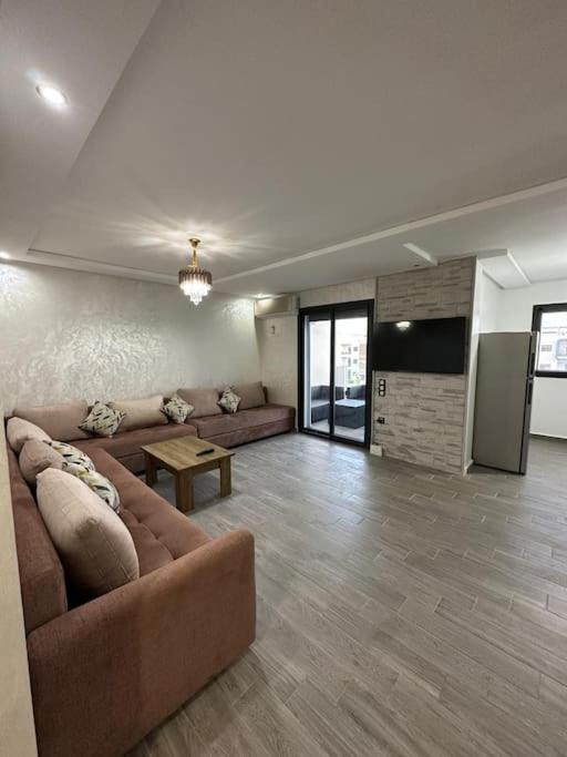 Moderne Vue Piscine Appartement Saïdia
